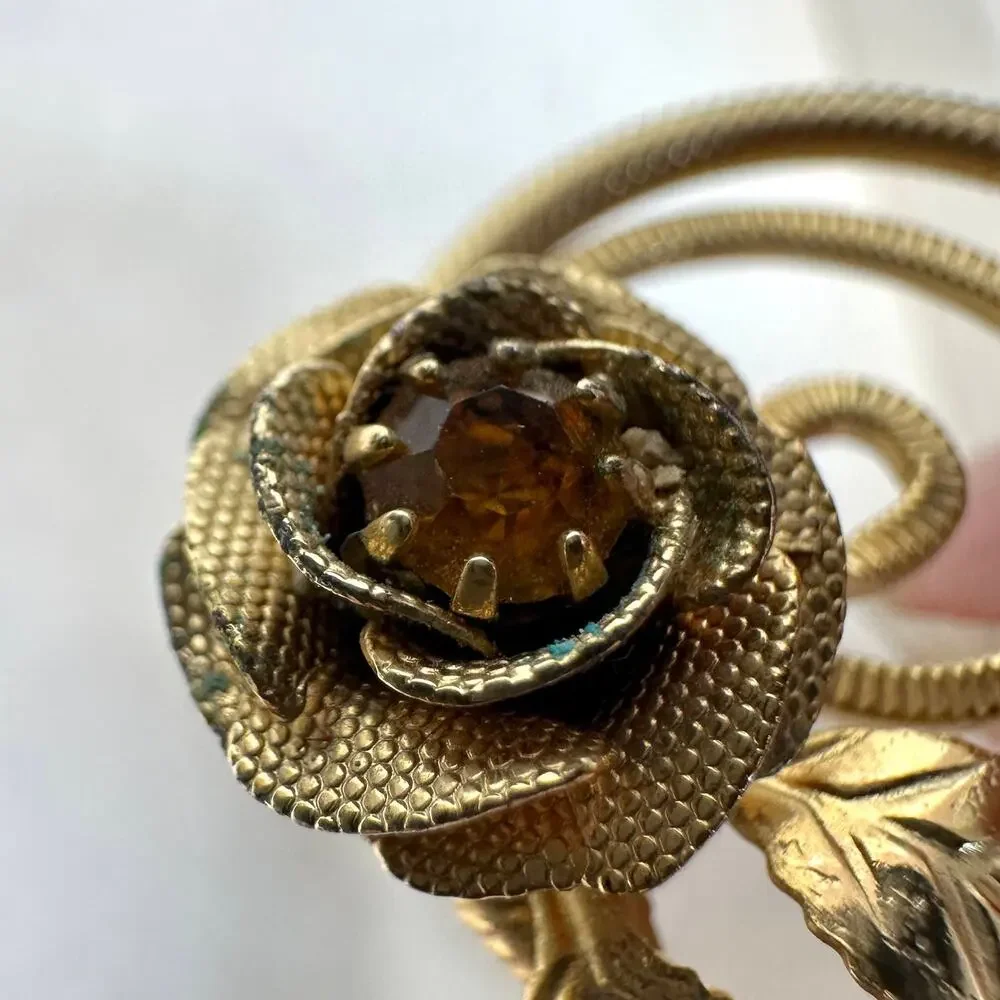 Floral Gold Tone Spiral Circle Rose Spun Gold Leaf Brooch Pin w/ Citrine Jewel